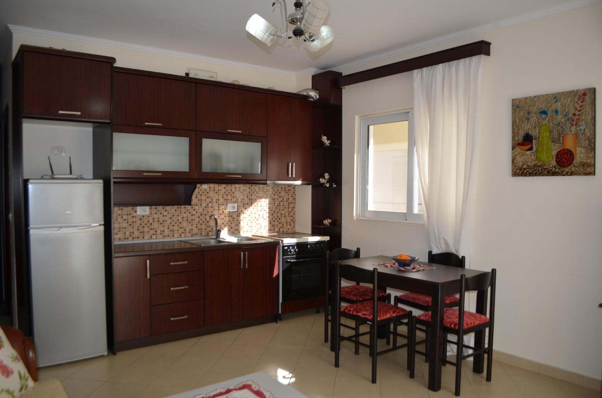 סרנדה Eri Apartments מראה חיצוני תמונה